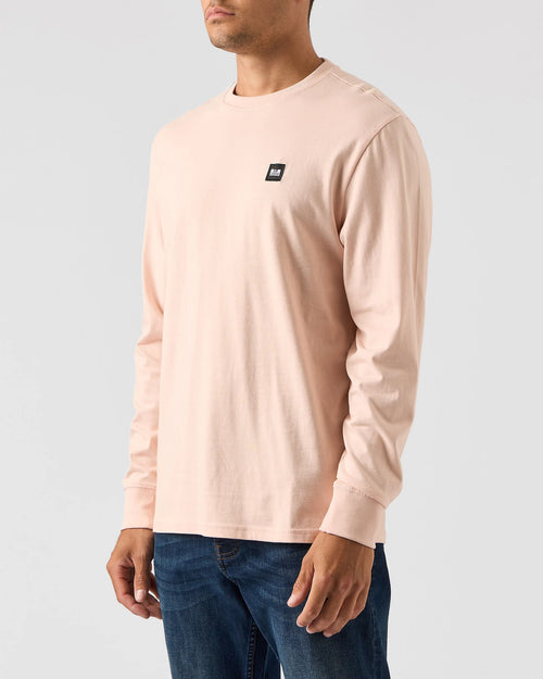 Weekend Offender MAHONEY LONG SLEEVE T-SHIRT PEACHY